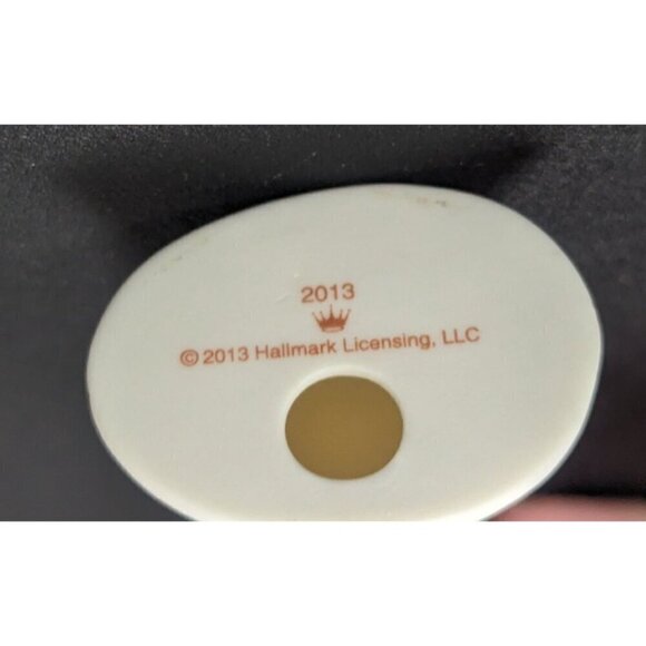 Caring Angel 2013 Hallmark Keepsake Ornament Christmas 5.5in - Picture 4 of 7